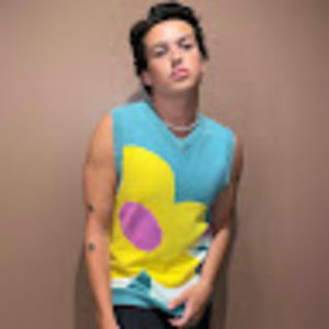 Meet your Posher, Jaypac